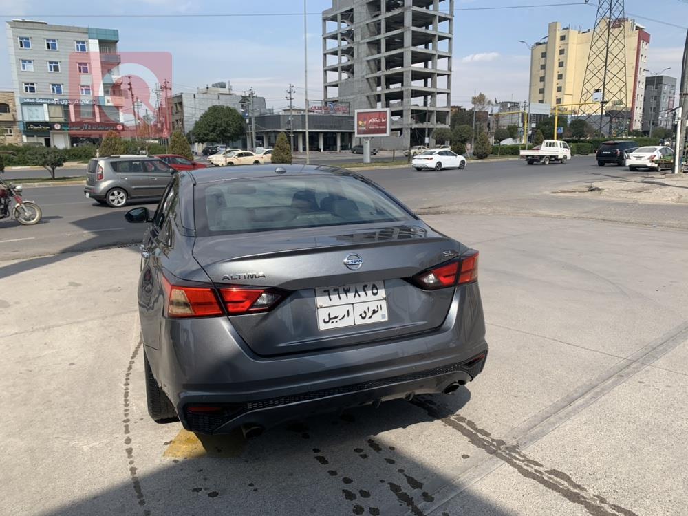 Nissan Altima